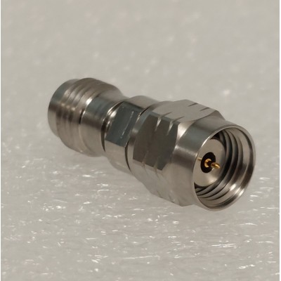 Adaptateur / 1.85mm Femelle...